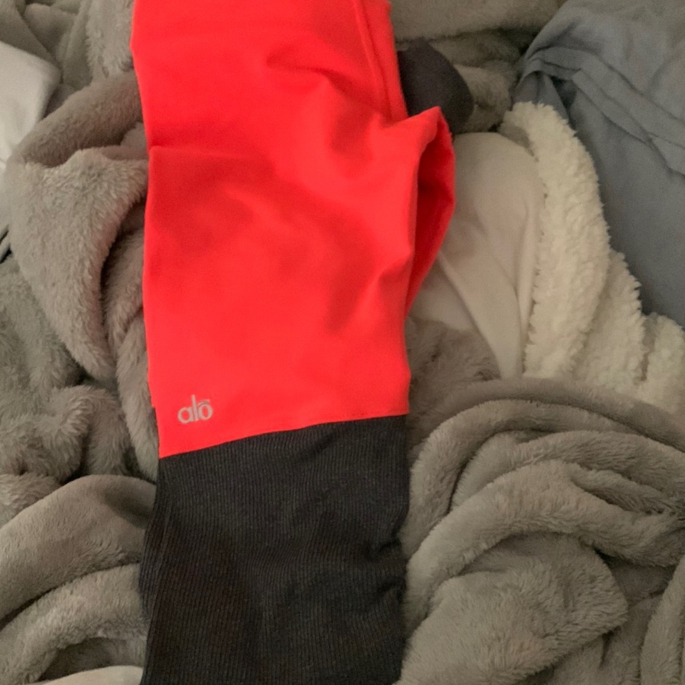 Alo Yoga Goddess Ribbed Leggings